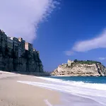 Cardinale 4*