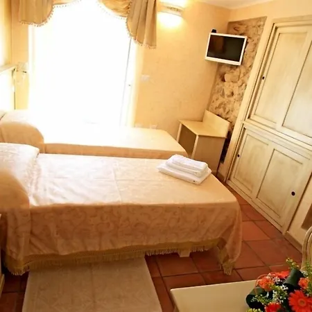 Residenza Cardinale 4*