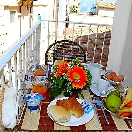 Residenza Cardinale Bed & Breakfast 4*