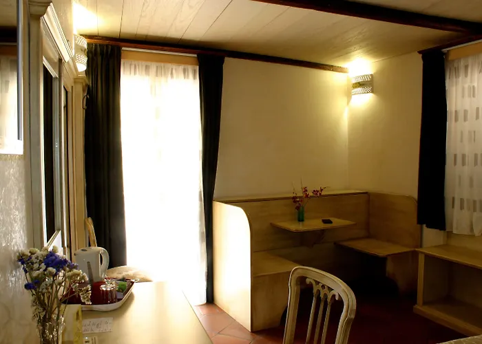 Nocleg ze śniadaniem Residenza Cardinale 4*