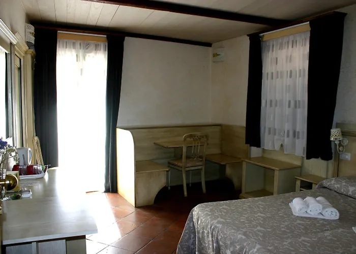 Residenza Cardinale 4* טרופאה