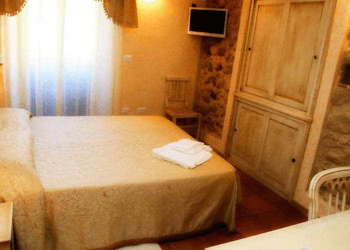 Residenza Cardinale 4* טרופאה